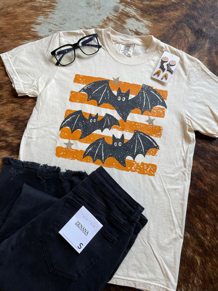 It’s Freaking Bats Tee RTS