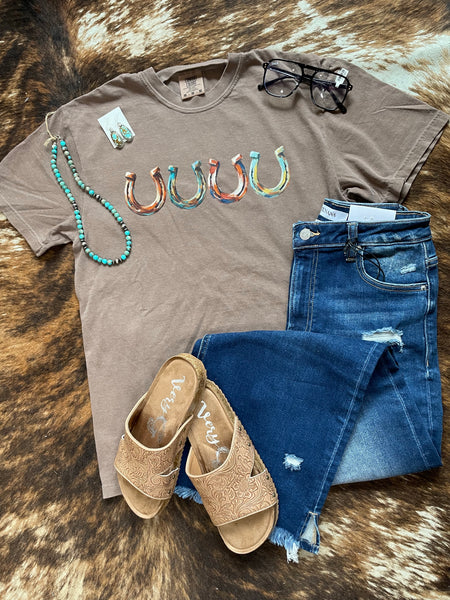 Patina Four Horse Shoes Tee RTS