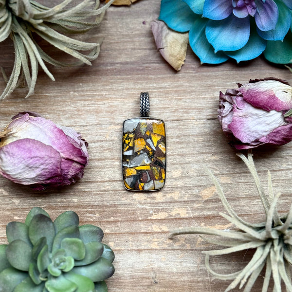 Mojave Bumblebee Pendant – Sterling Silver – Fits Up To 8 mm Pearls – Made by The Bijoux FAB