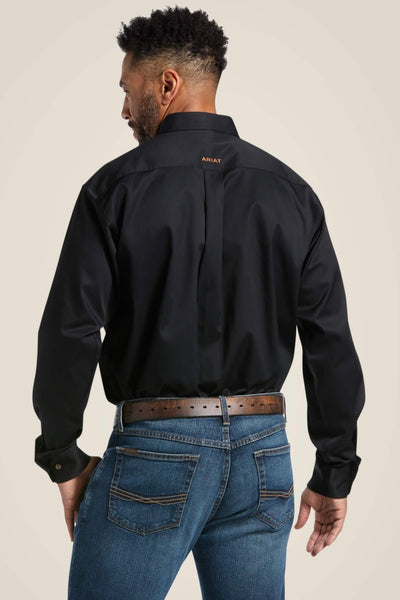 Ariat Black Solid Twill Classic Fit Shirt